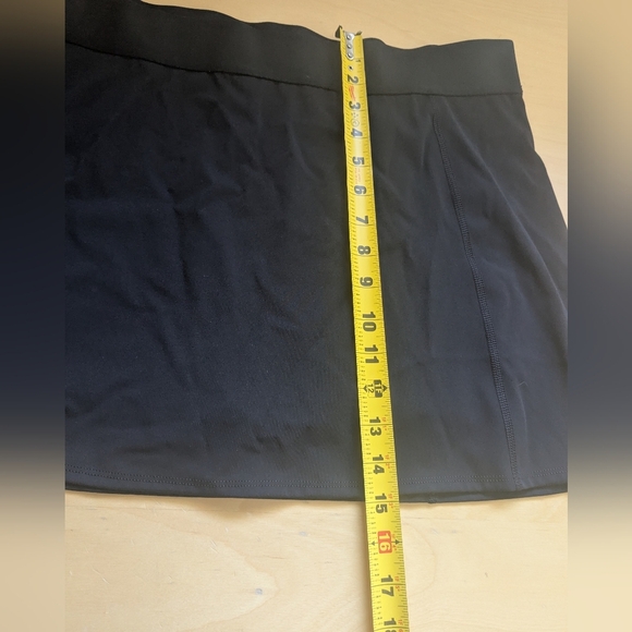 TNA ARITZIA Plus Size Short Skort Black Stretch Size 2XL - Picture 7 of 7